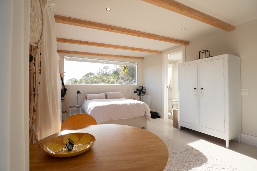 3 Bedroom Property for Sale in Clovelly Western Cape